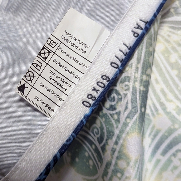 Chakra Zen Tapestry 60" X 80" - Picture 4 of 8